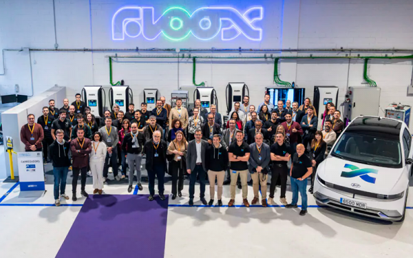 Img Floox presenta el cargador de vehículo eléctrico de 240kW más compacto del mundo 17