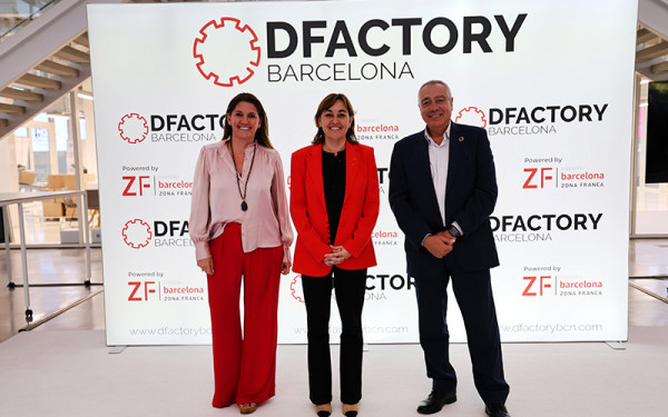 Img La consellera de Territori, Habitatge i Transició Ecològica de la Generalitat de Catalunya visita el DFactory Barcelona 34