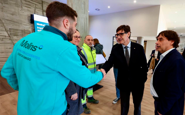 Molins recibe la visita del president Salvador Illa en sus instalaciones de Sant Vicenç dels Horts